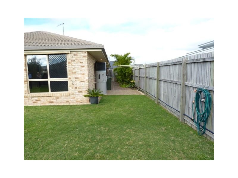 37 Bayswater Dr, Urraween QLD 4655