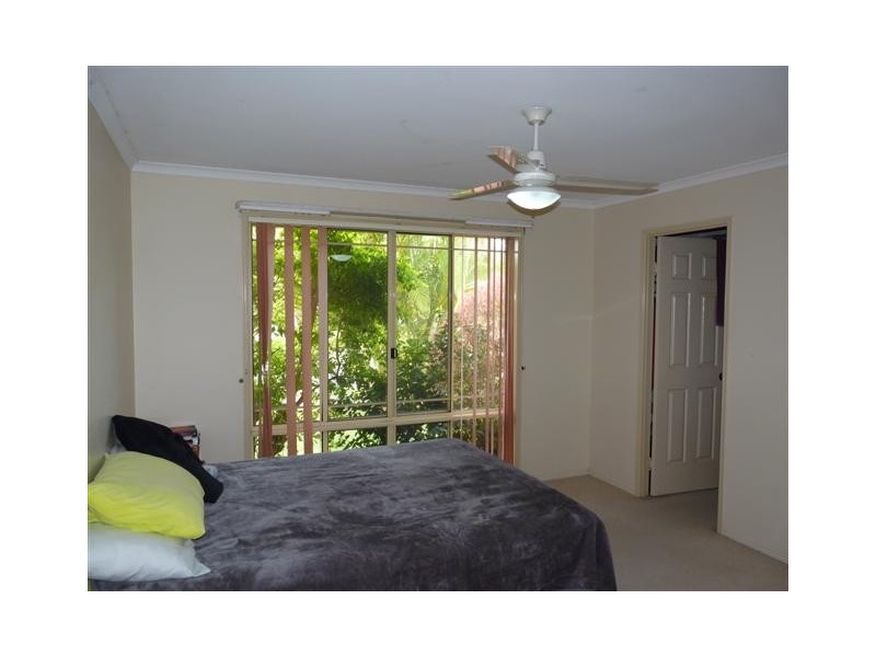 233 Dayman St, Torquay QLD 4655