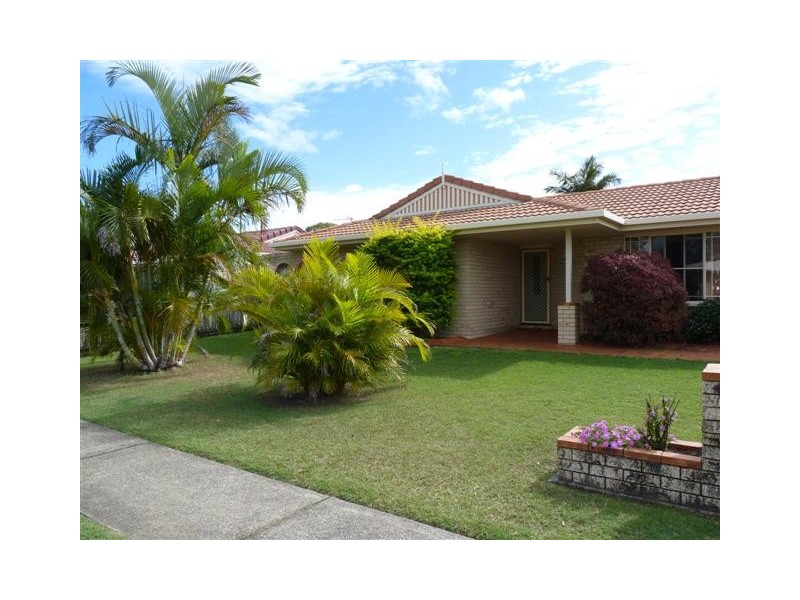233 Dayman St, Torquay QLD 4655