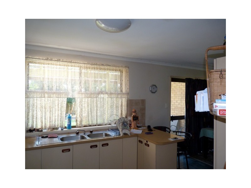 3 Hook Way, Urraween QLD 4655