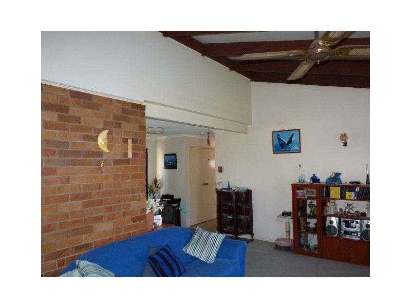 3 Hook Way, Urraween QLD 4655