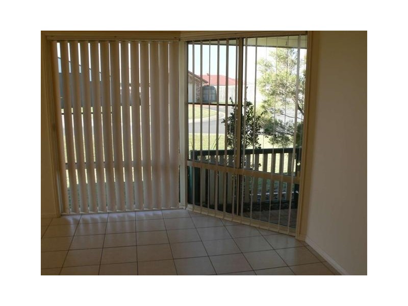 1 Cormie Crt, Urraween QLD 4655