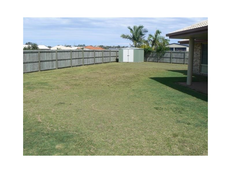 13 Abbey Ct, Kawungan QLD 4655