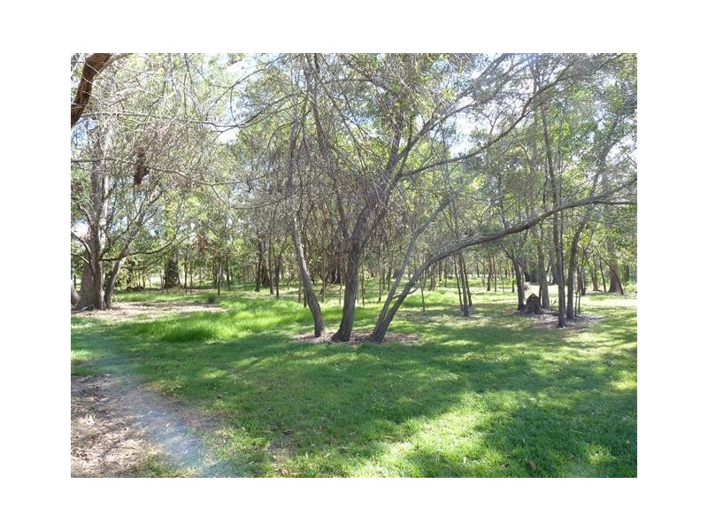 15 Dreamtime Ave, Burrum Heads QLD 4659