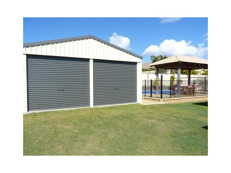 13 Harrison Cct, Urangan QLD 4655
