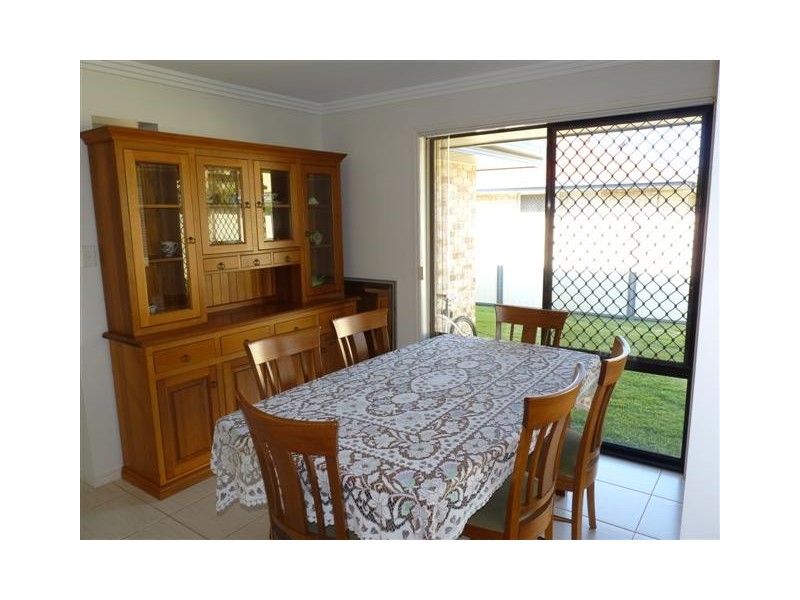 13 Harrison Cct, Urangan QLD 4655