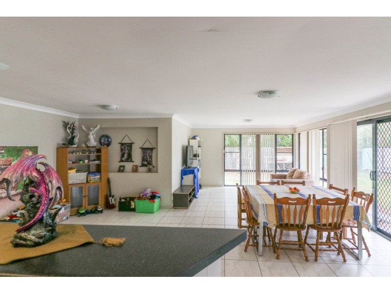 33 Sawmill Rd, Dundowran Beach QLD 4655