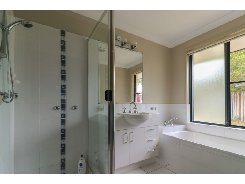 33 Sawmill Rd, Dundowran Beach QLD 4655