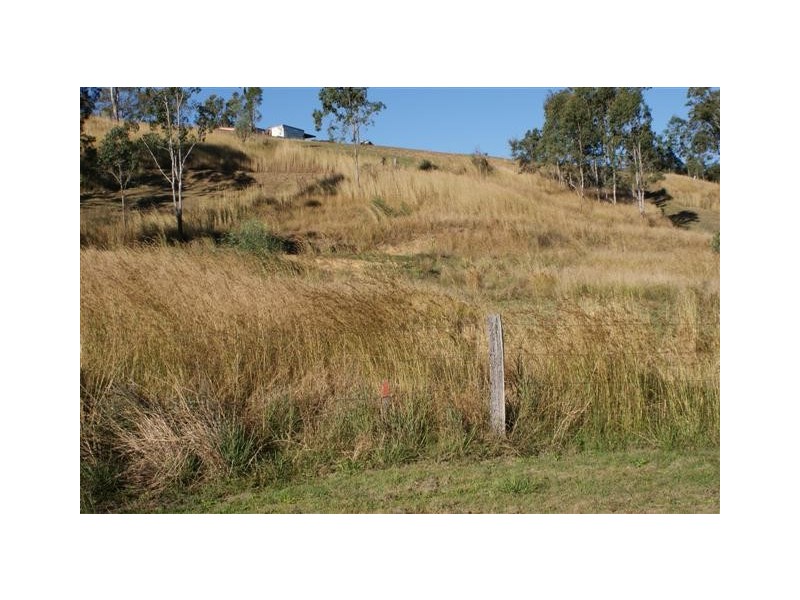 3 Heusman St, Mount Perry QLD 4671