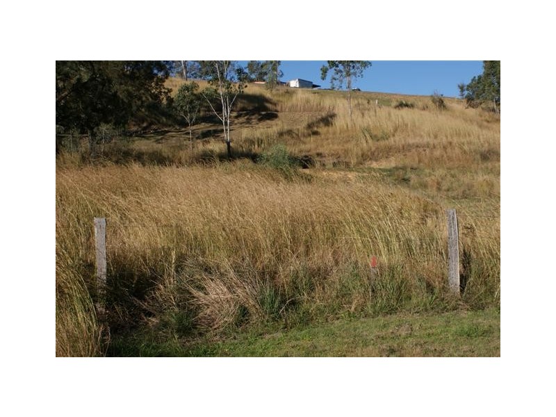 3 Heusman St, Mount Perry QLD 4671