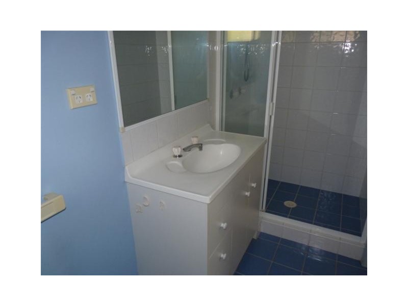 241 Dayman St, Torquay QLD 4655