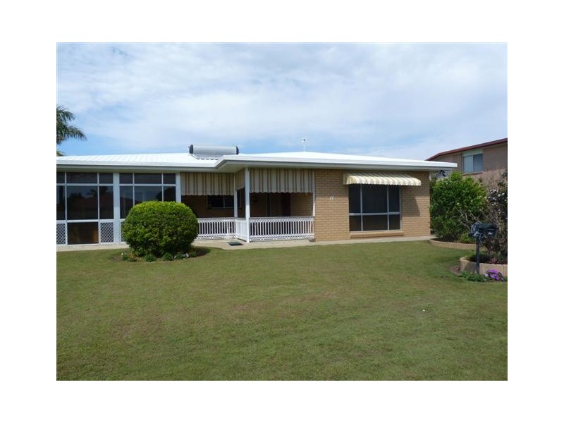 17 Hillcrest, Scarness QLD 4655