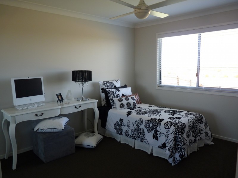 17 Sandy View Dr, Nikenbah QLD 4655