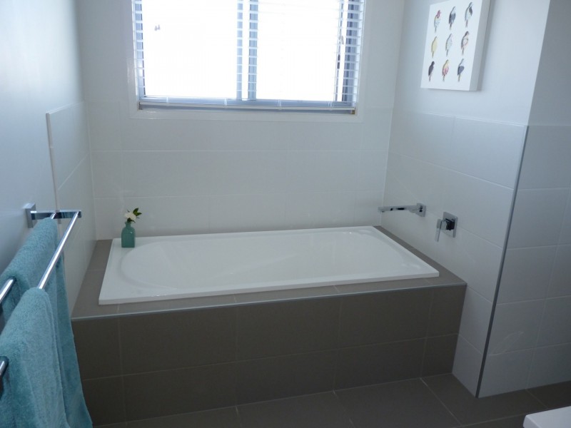 17 Sandy View Dr, Nikenbah QLD 4655