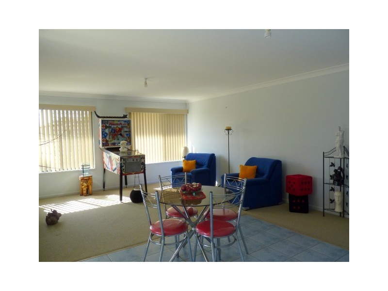 32 Orchid Dr, Burrum Heads QLD 4659