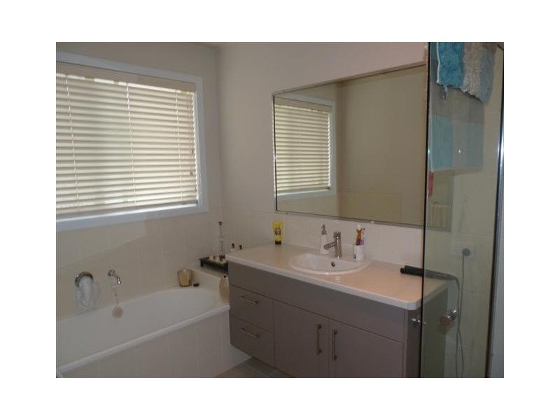 13 Heathland Avenue, Wondunna QLD 4655