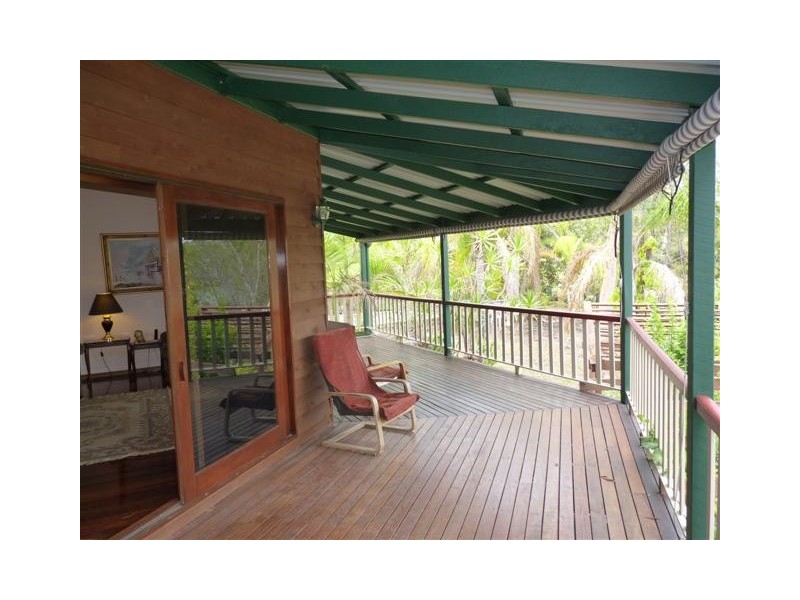 10 Jacqueline Drive, Pacific Haven QLD 4659