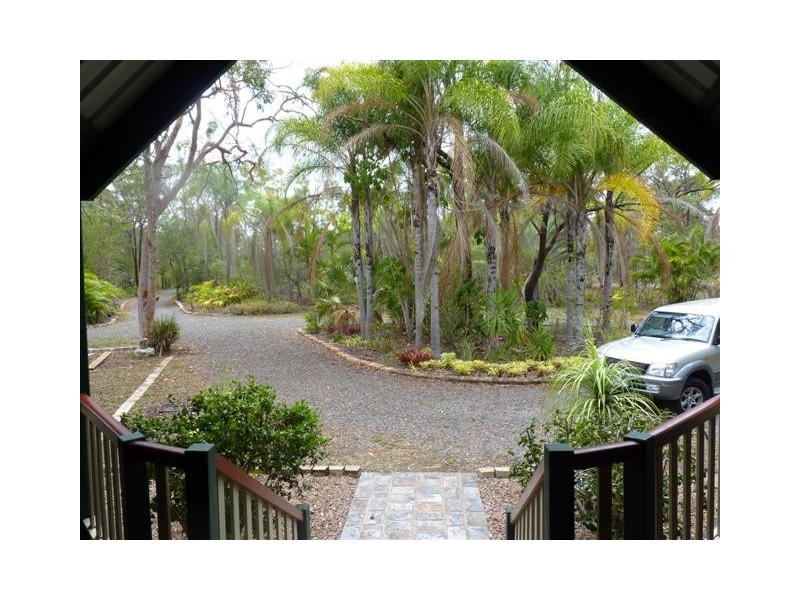10 Jacqueline Drive, Pacific Haven QLD 4659