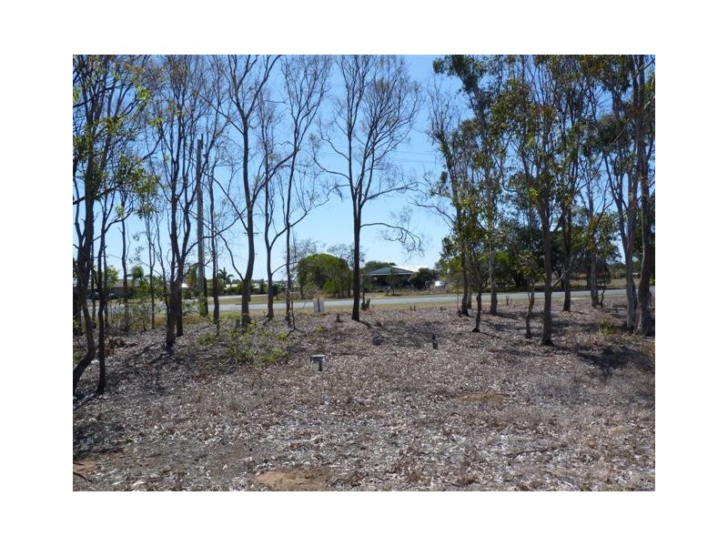 51 Wattle St, Point Vernon QLD 4655