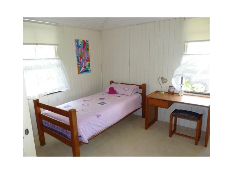 2 George St, Torbanlea QLD 4662