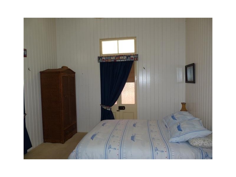 2 George St, Torbanlea QLD 4662