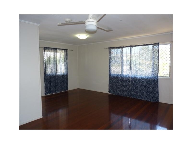 10 Rose Street, Pialba QLD 4655