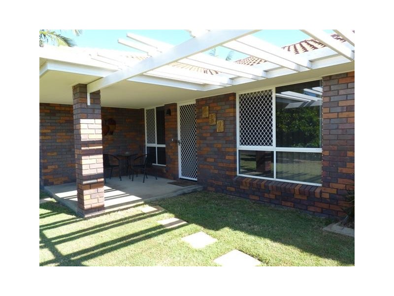 19 Campbell St, Torquay QLD 4655