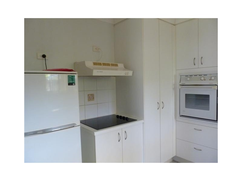 19 Campbell St, Torquay QLD 4655