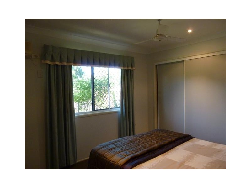 19 Campbell St, Torquay QLD 4655