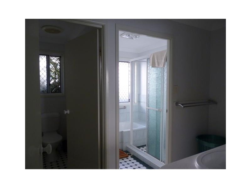 19 Campbell St, Torquay QLD 4655