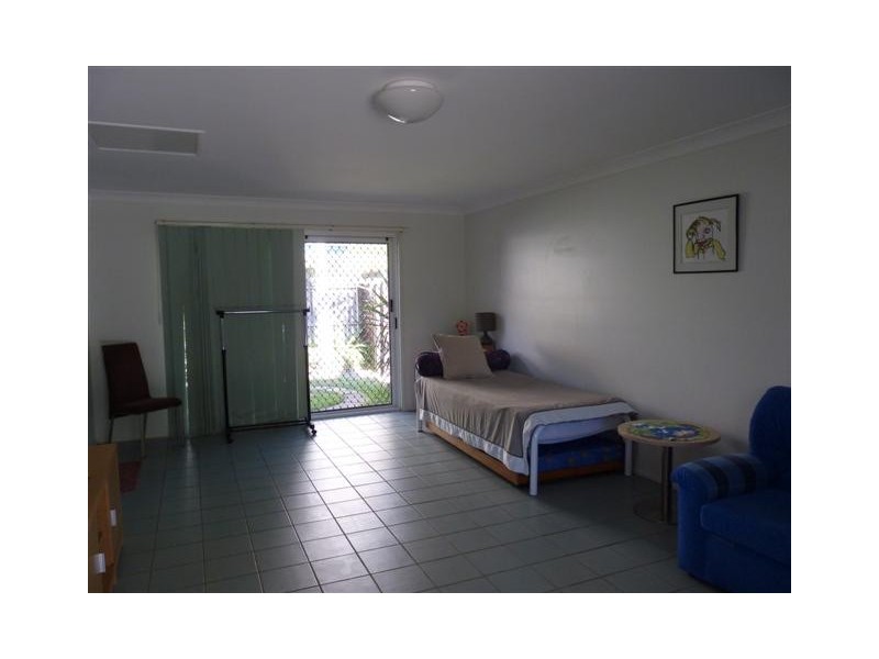 19 Campbell St, Torquay QLD 4655