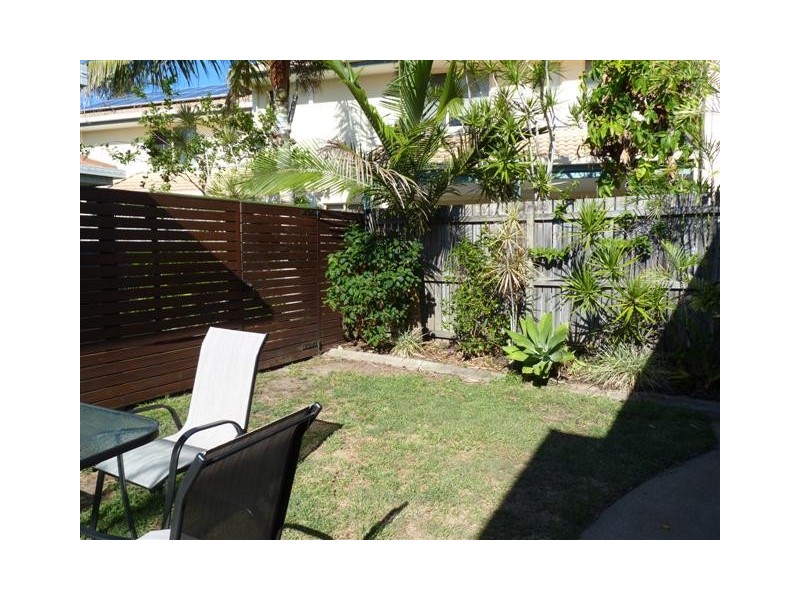 19 Campbell St, Torquay QLD 4655