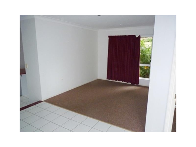 5 Gatakers Lane, Point Vernon QLD 4655