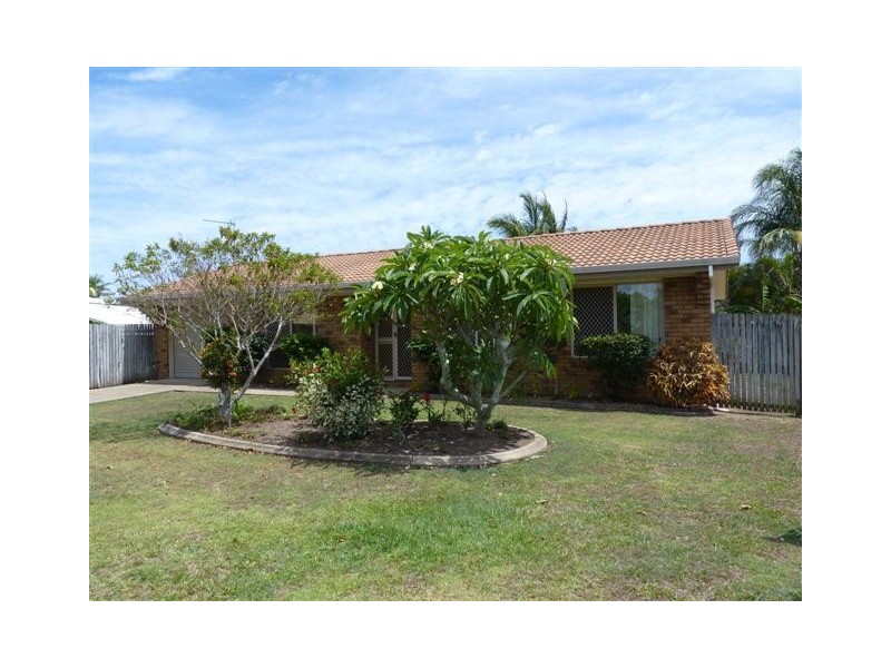 45 Shelley St, Scarness QLD 4655