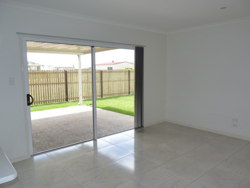 10 Coventry Ct (L212), Urraween QLD 4655
