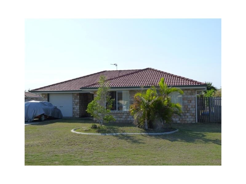 24 Bunya Court, Eli Waters QLD 4655