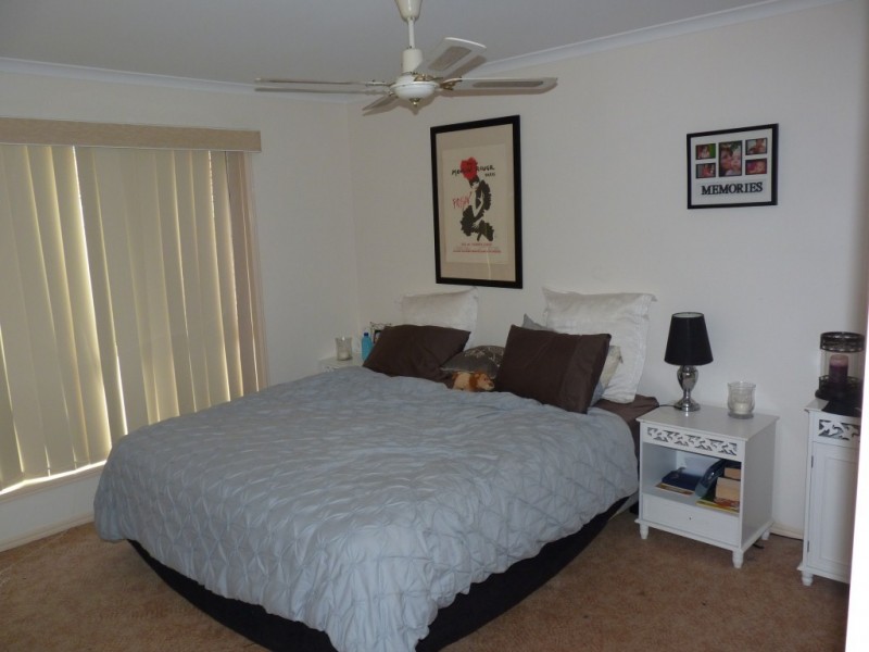 6 Oxford Place, Urraween QLD 4655