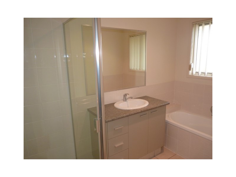 61 Bunya Court, Eli Waters QLD 4655