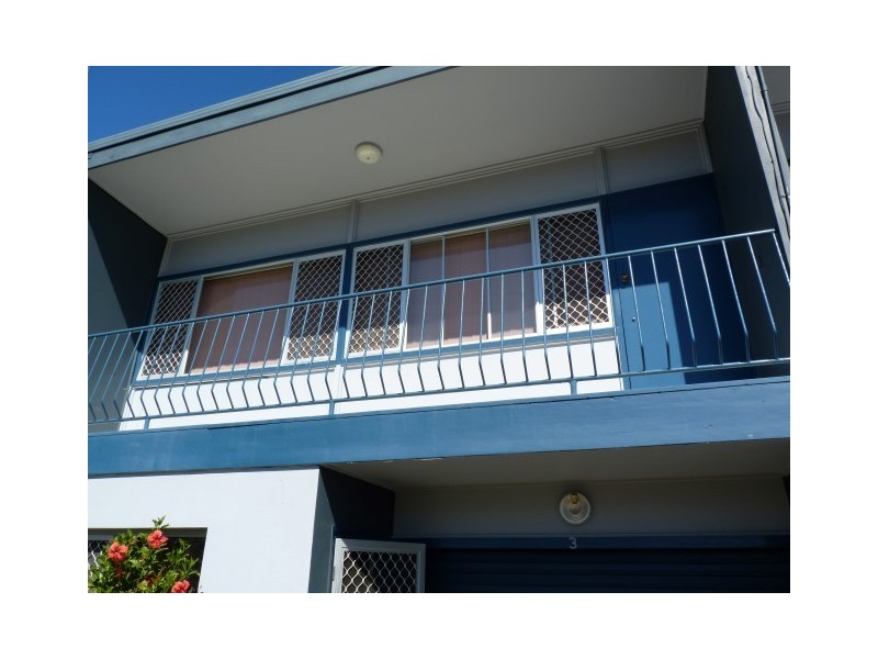 3/5 McKean Road, Scarness QLD 4655