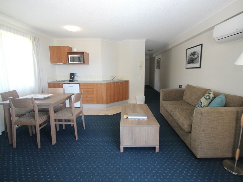 Unit 320 Buccaneer Drive, Urangan QLD 4655