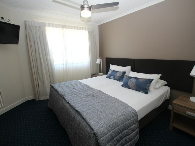 Unit 320 Buccaneer Drive, Urangan QLD 4655