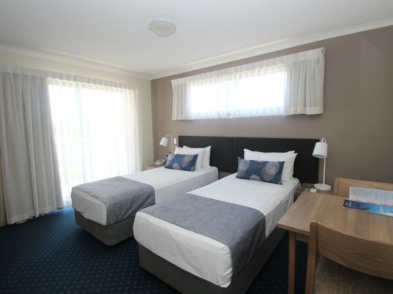 Unit 320 Buccaneer Drive, Urangan QLD 4655
