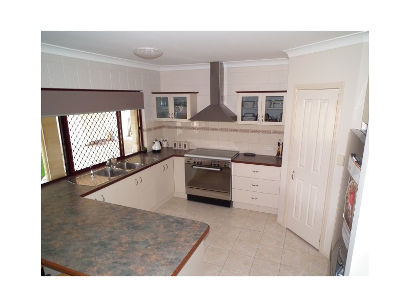 81 Barranjoey Drive, Sunshine Acres QLD 4655