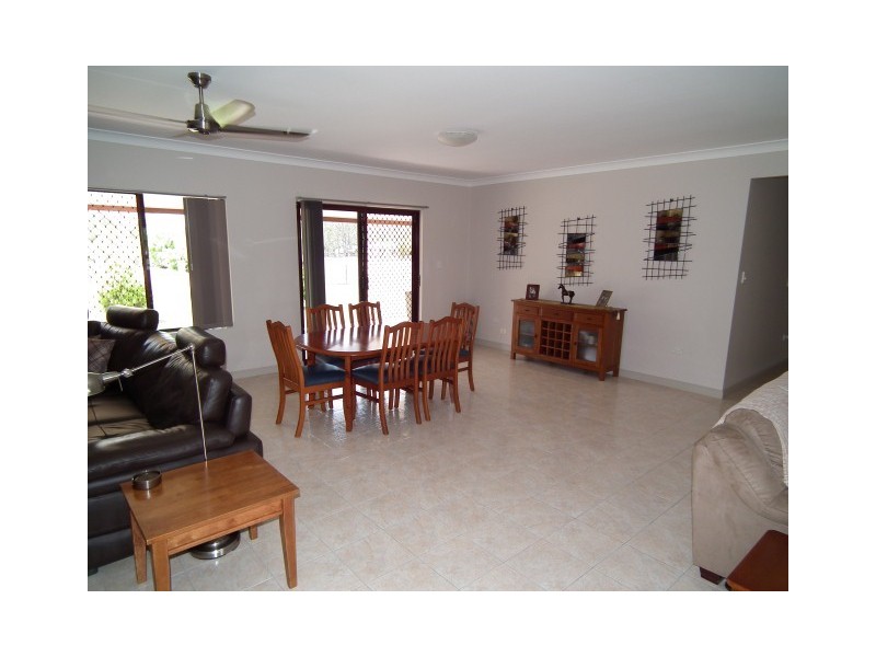 81 Barranjoey Drive, Sunshine Acres QLD 4655