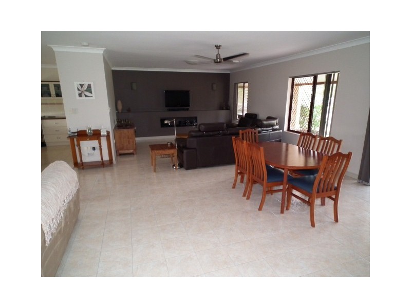 81 Barranjoey Drive, Sunshine Acres QLD 4655