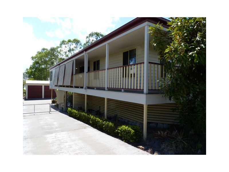 16 Island Outlook, River Heads QLD 4655