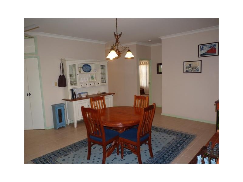 16 Island Outlook, River Heads QLD 4655