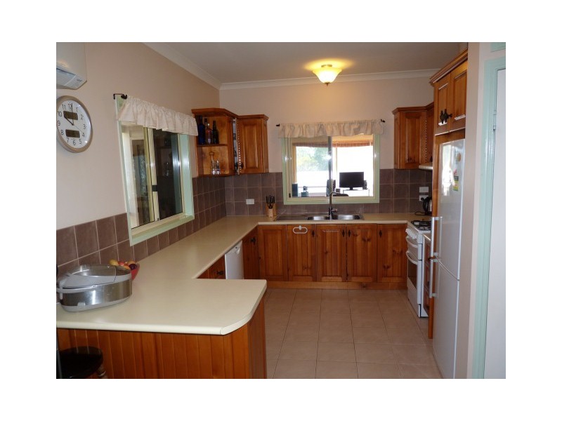 16 Island Outlook, River Heads QLD 4655