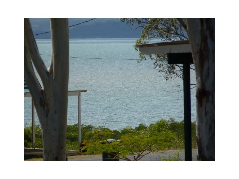 16 Island Outlook, River Heads QLD 4655