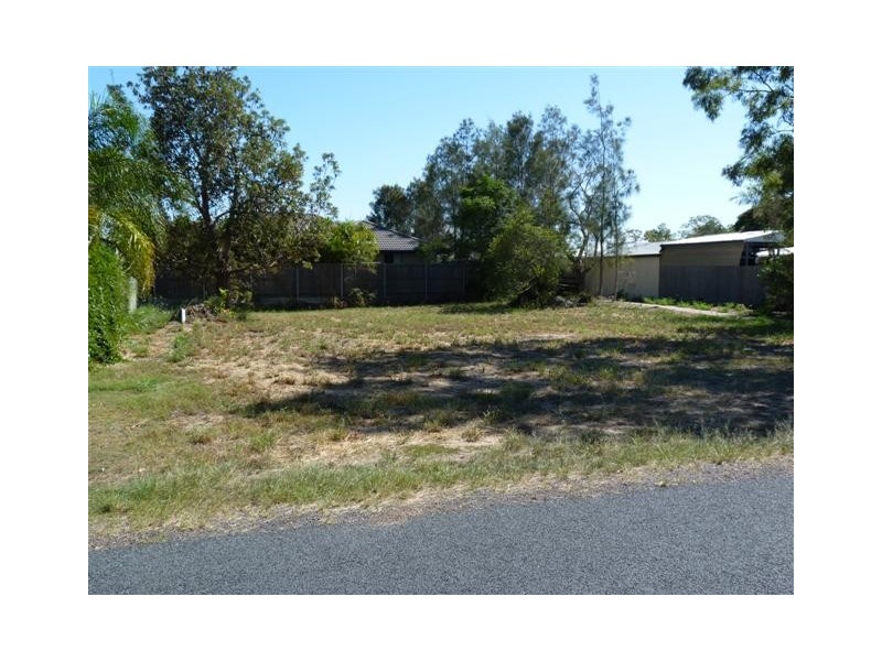 87 Kingfisher Parade, Toogoom QLD 4655